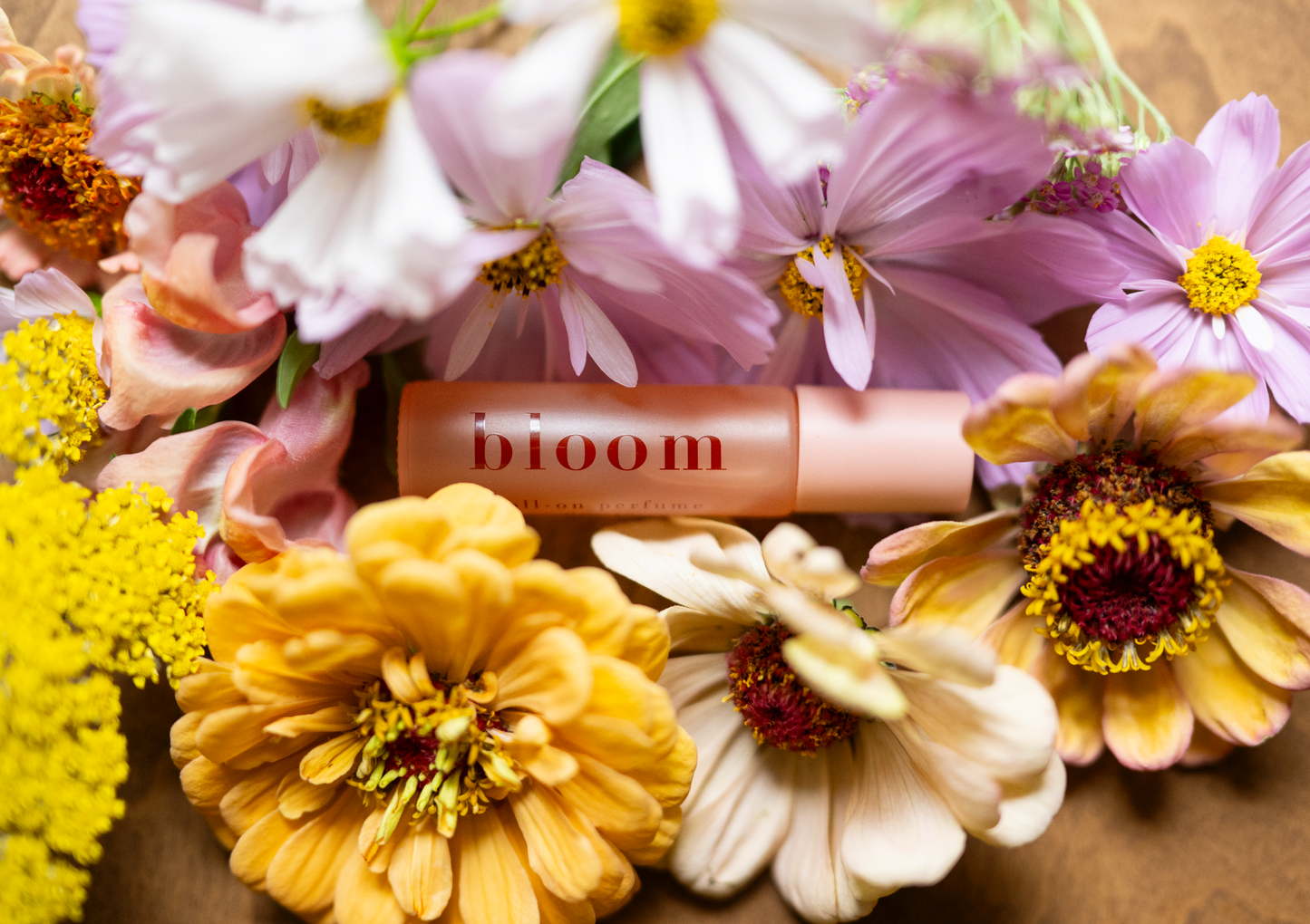 Clean roll-on perfume • no. 17 bloom