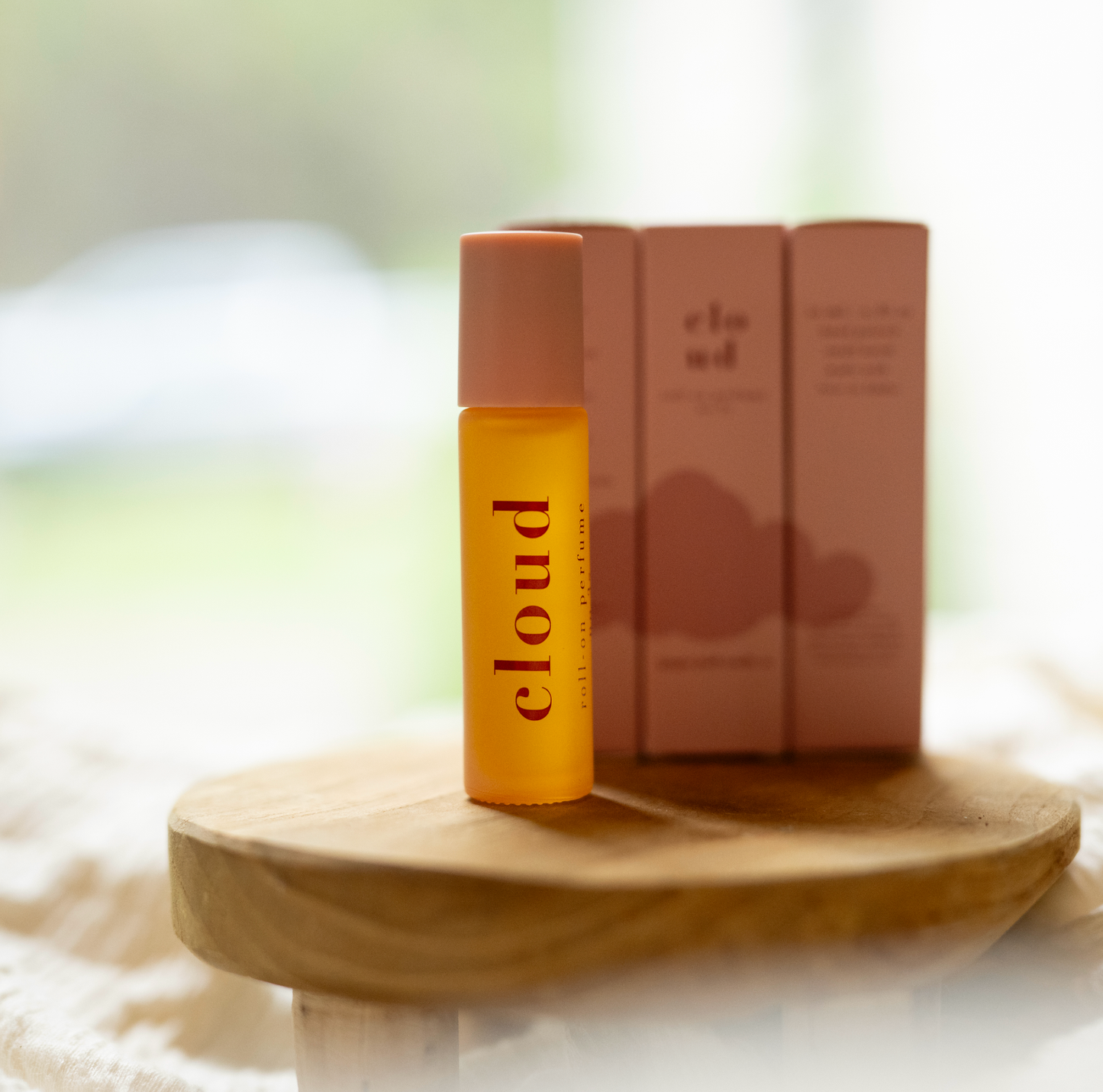Roll-on perfume • 17 scents • non toxic • small batch