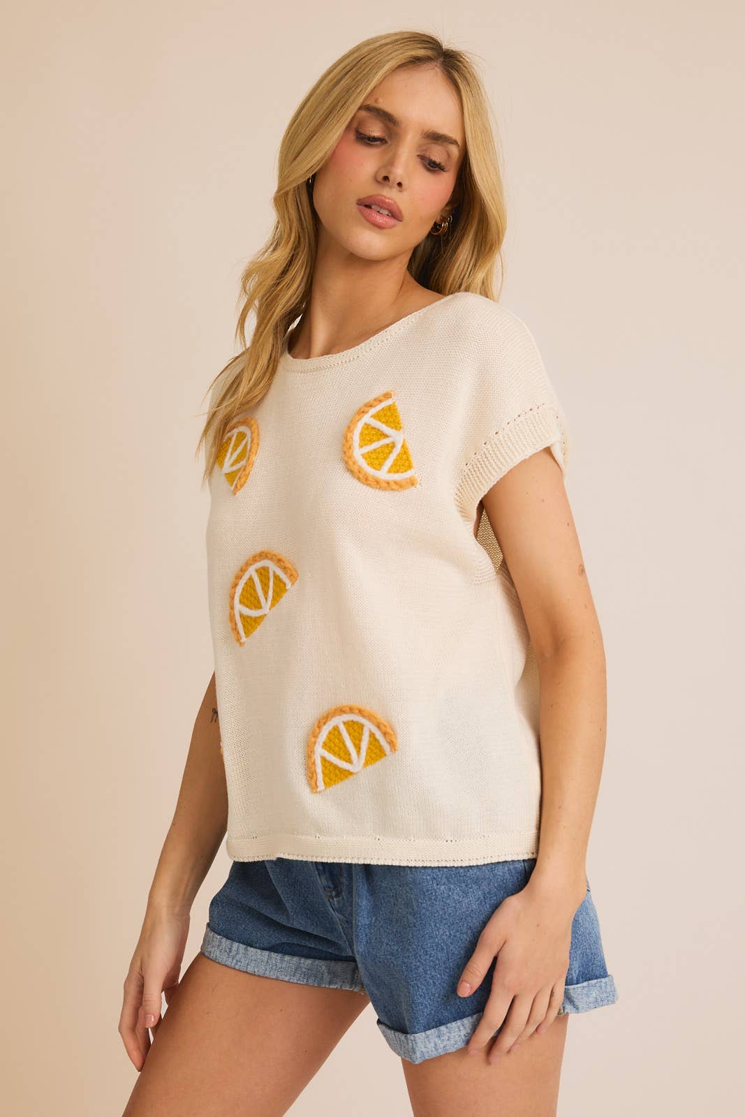 ORANGE PATCH SLEEVELESS KNIT TOP