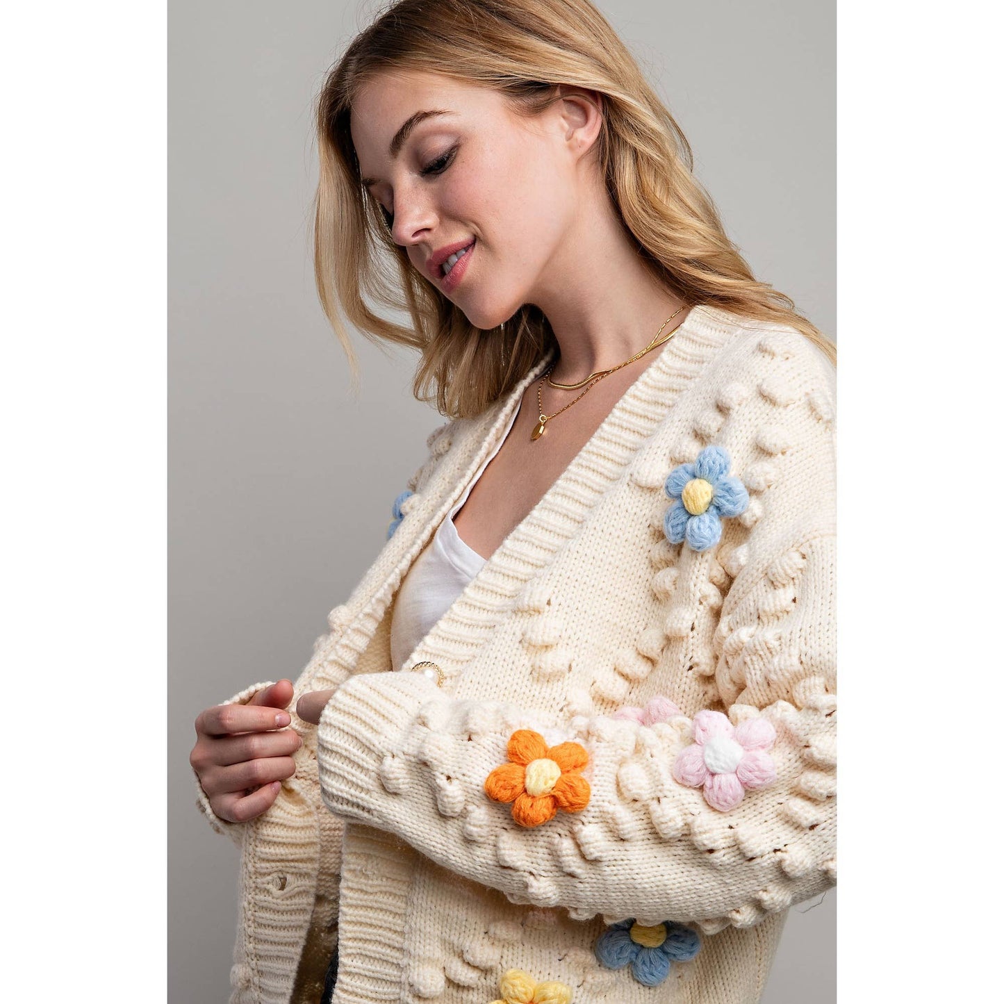 SWEET 3D FLOWER KNITTING CARDIGAN