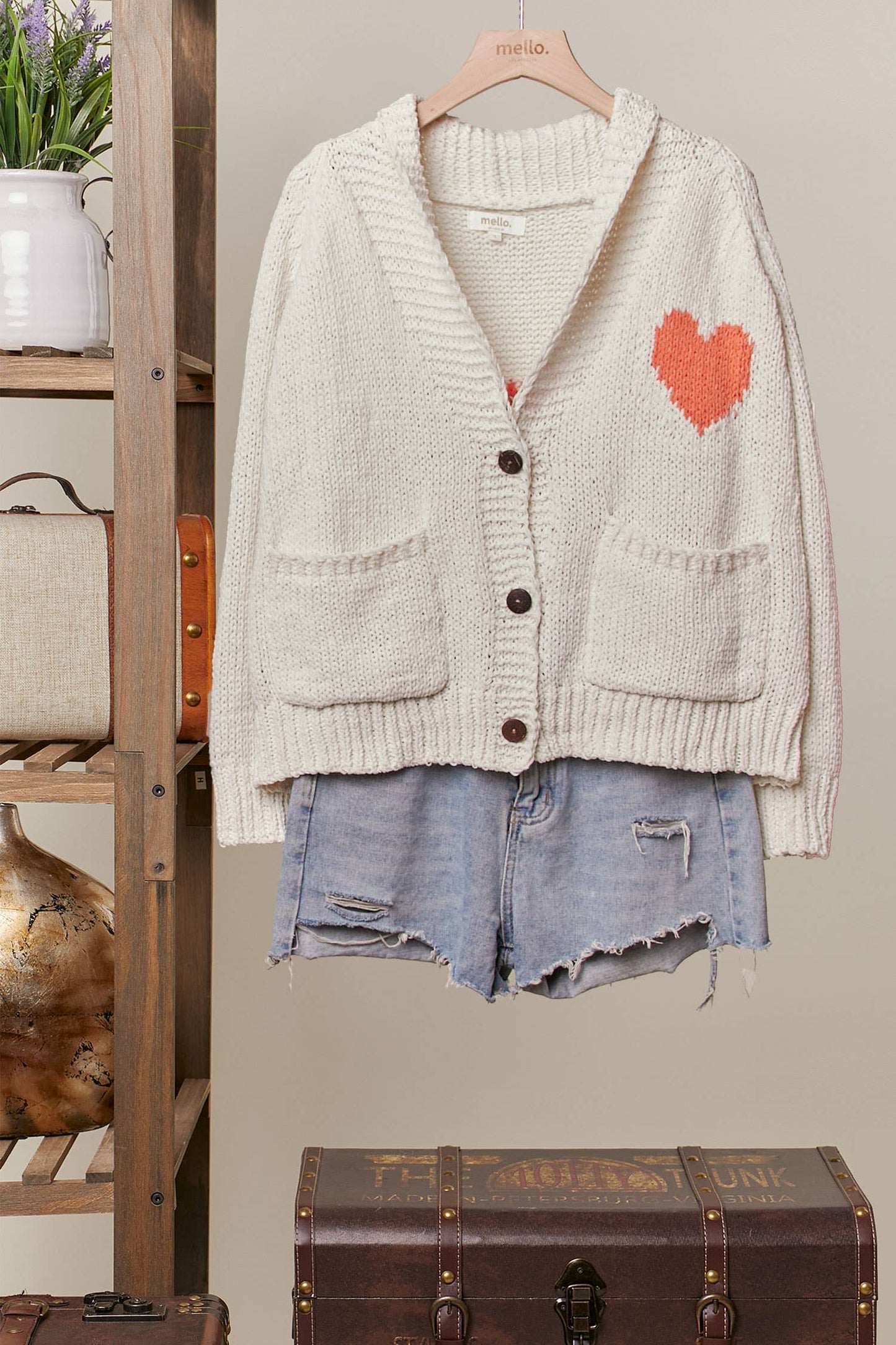 Collar Heart  V-Neck Pocket Knit Cardigan
