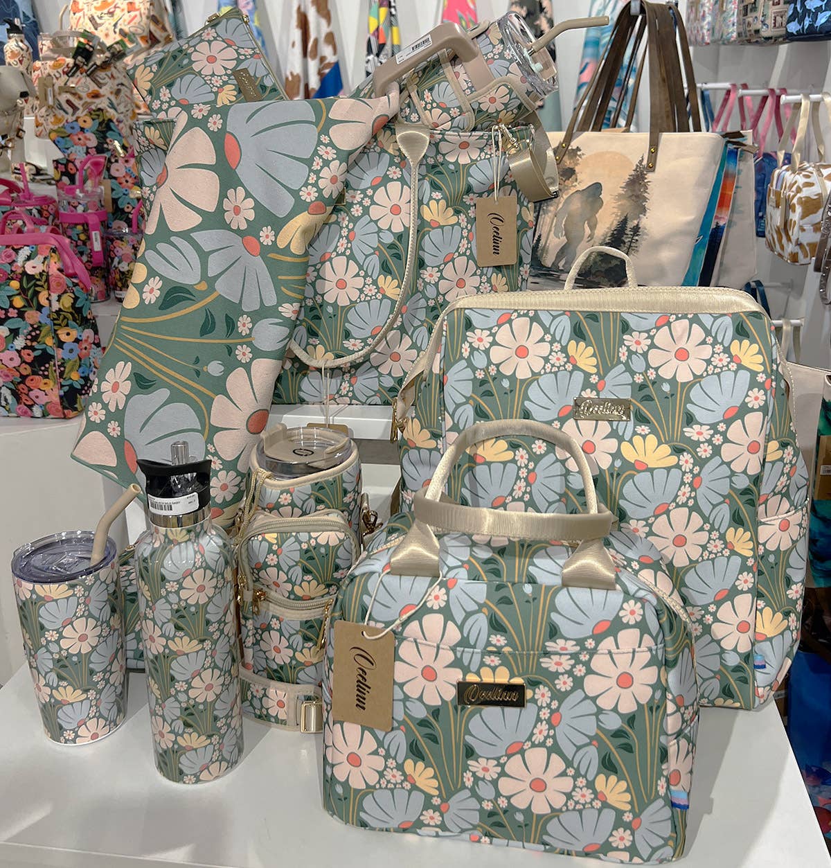 OEELINN Wild Daisy Design Zip Pouch Wristlet with Zipper Closure and Removable Wrist Strap